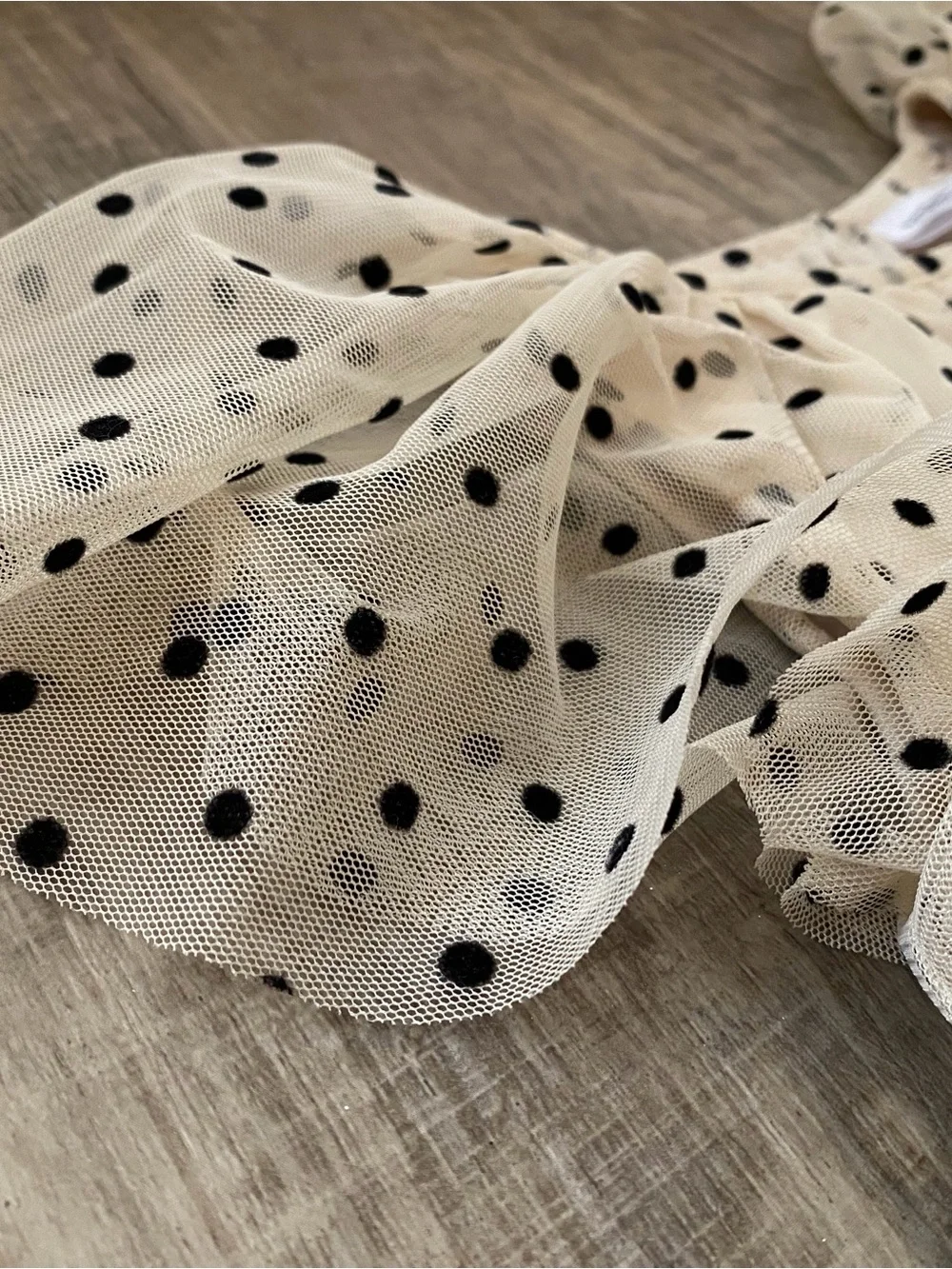 GAP Cream Sheer Polka Dot Flutter Sleeve dress with Black Dots